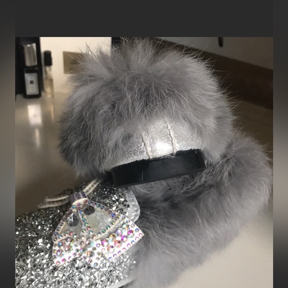 Silver Fuzzy Kid Girl Princess Shoes - Picture 3 of 4